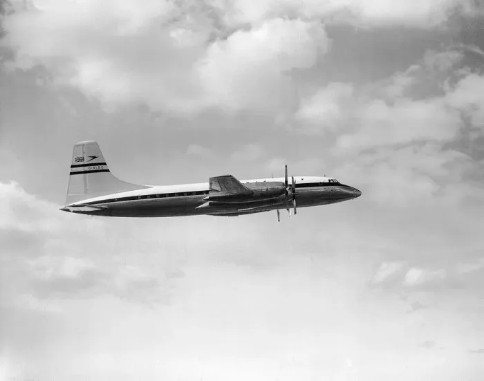 Framed Print : Aircraft Bristol B. 175 Britannia flying display at the SBAC Farnborough Air Show in BOAC Framed Print : Aircraft Bristol B. 175 Britannia flying display at the SBAC Farnborough Air Show in BOAC