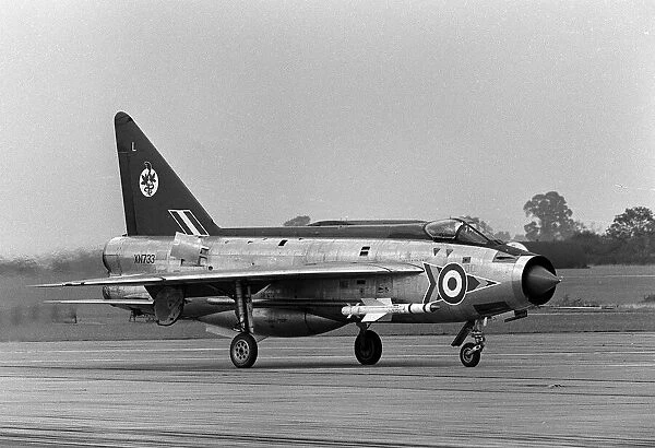Aircraft English Electric BAC Lightning F2 August 1964 XN733 'L'