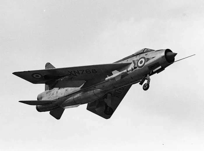 Framed Print : Aircraft English Electric BAC Lightning F2 XN768 S Framed Print : Aircraft English Electric BAC Lightning F2 XN768 S