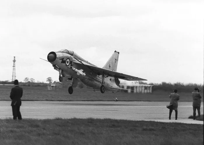 Framed Print : Aircraft English Electric Lightning T5 April 1968 of RAF 111 Sqd April 1964