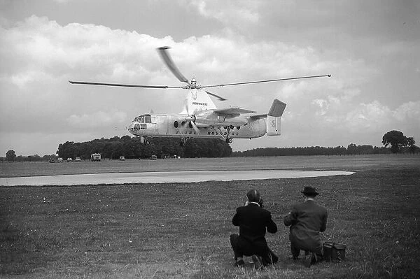 Aircraft Fairey Rotodyne vertical take-off airlinerdemonstration at White Waltham