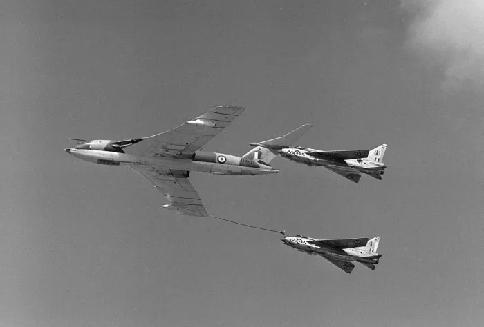 Framed Print : Aircraft Handley Page Valliant Tanker - Thirsty English Electric F2 Lightning Framed Print : Aircraft Handley Page Valliant Tanker - Thirsty English Electric F2 Lightning