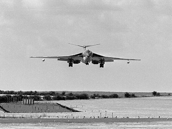 Aircraft Handley Page Victor K1 Tanker comes in to land at RAF Marham. August 1965