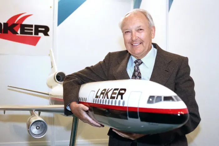 Framed Print : Former airline chief Freddie Laker launches a £399 budget holiday for 14 days in Framed Print : Former airline chief Freddie Laker launches a £399 budget holiday for 14 days in