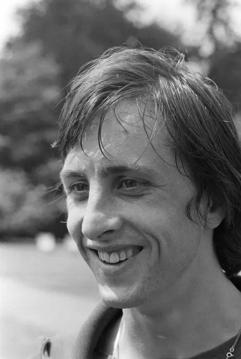Framed Print : Ajax Amsterdam and Holland footballer Johan Cruyff takes a break from training as Ajax