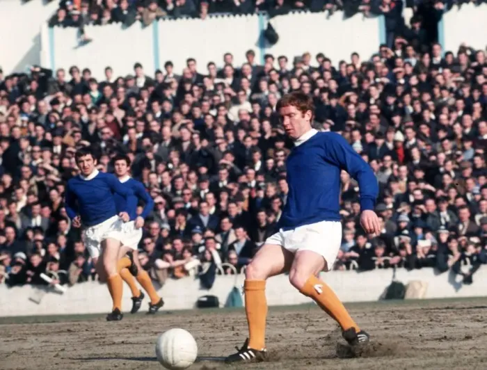 Framed Print : Alan Ball of Everton in action during the match against Tottenham Hotspur Circa Framed Print : Alan Ball of Everton in action during the match against Tottenham Hotspur Circa