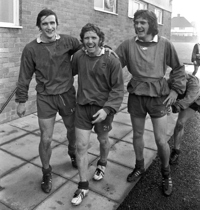 Framed Print : Alan Ball leaves Goodison Park. Alan Ball signed by Arsenal for £220 Framed Print : Alan Ball leaves Goodison Park. Alan Ball signed by Arsenal for £220