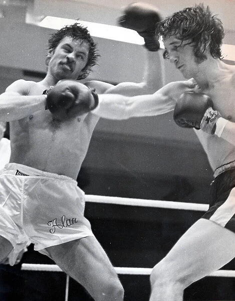 Alan Buchanan boxer 25th November 1974 outpointed fighting George McKay