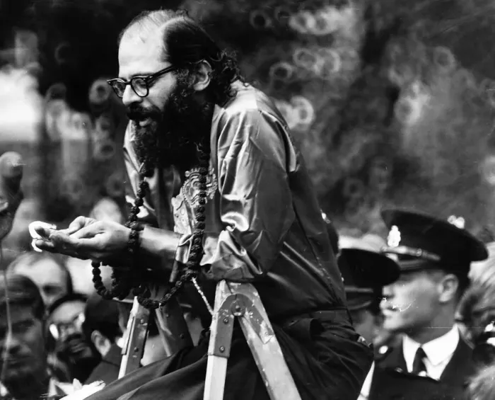 Framed Print : Alan Ginsberg poet in Hyde Park msi Framed Print : Alan Ginsberg poet in Hyde Park msi