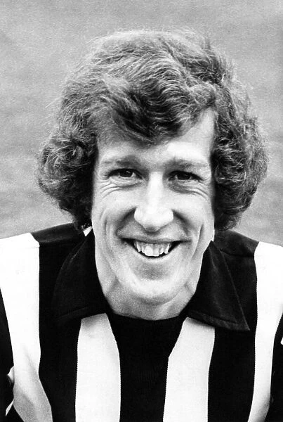 Alan Gowling of Newcastle United. 26  /  02  /  75