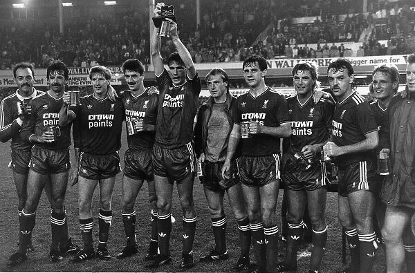 Alan Hansen of Liverpool with Screen Sport Super Cup 1986