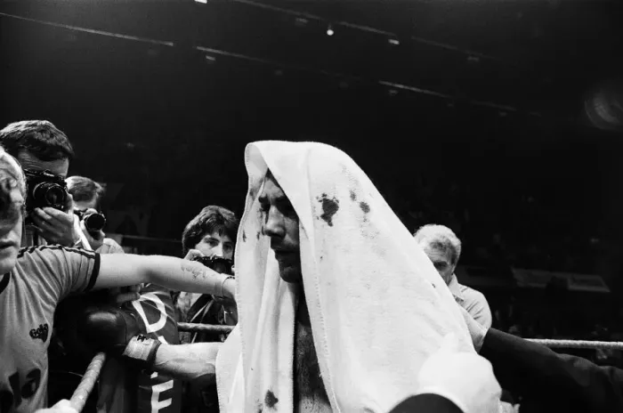 Framed Print : Alan Minter vs. Marvin Hagler, WBA and WBC world middleweight title fight, Wembley Arena