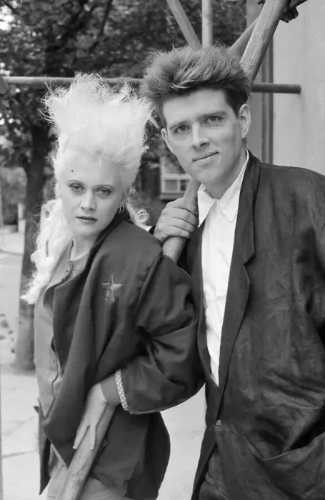Framed Print : Alannah Currie and Tom Bailey who form pop duo The Thompson Twins pictured in Dublin