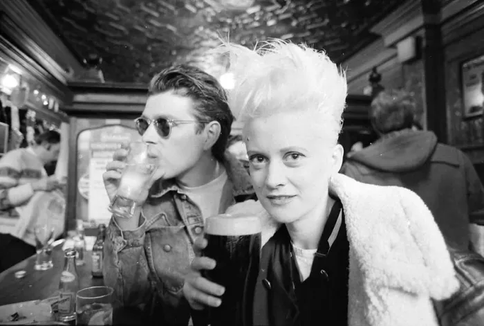 Framed Print : Alannah Currie and Tom Bailey who form pop duo The Thompson Twins pictured inside Framed Print : Alannah Currie and Tom Bailey who form pop duo The Thompson Twins pictured inside