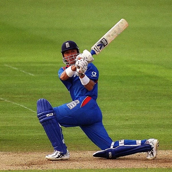 Alec Stewart England cricket captain May 1999 in action against Sri Lanka in