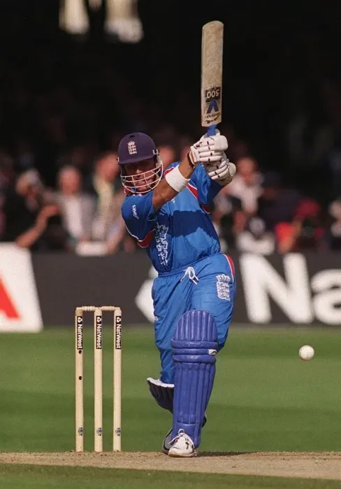 Framed Print : Alec Stewart England cricket captain May 1999 in action against Sri Lanka in