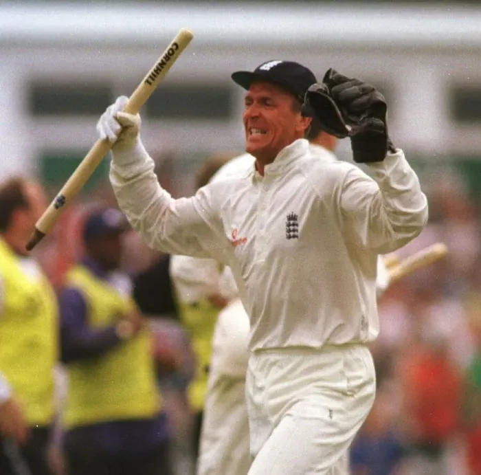Framed Print : Alec Stewart holding stump at Headingley August 1998 after England had beaten Framed Print : Alec Stewart holding stump at Headingley August 1998 after England had beaten
