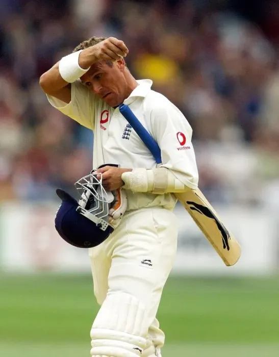 Framed Print : Alec Stewart on his way back to the Pavilion July 1999 following his dismissal Framed Print : Alec Stewart on his way back to the Pavilion July 1999 following his dismissal