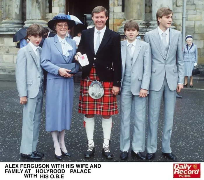 Framed Print : Alex Ferguson with OBE Wife family Manchester United football kilt