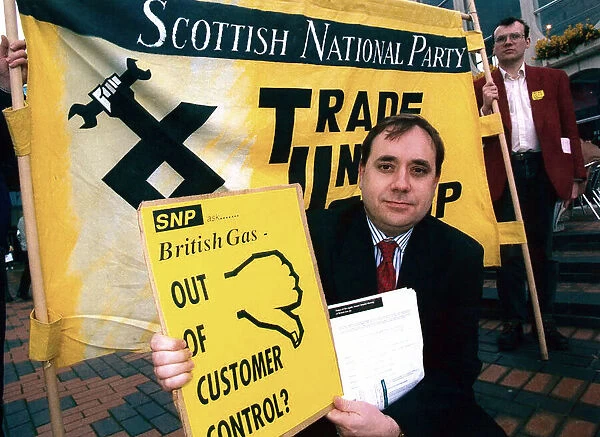 Alex Salmond at the SNP demo at the ICC in Birmingham. 28th April 1994