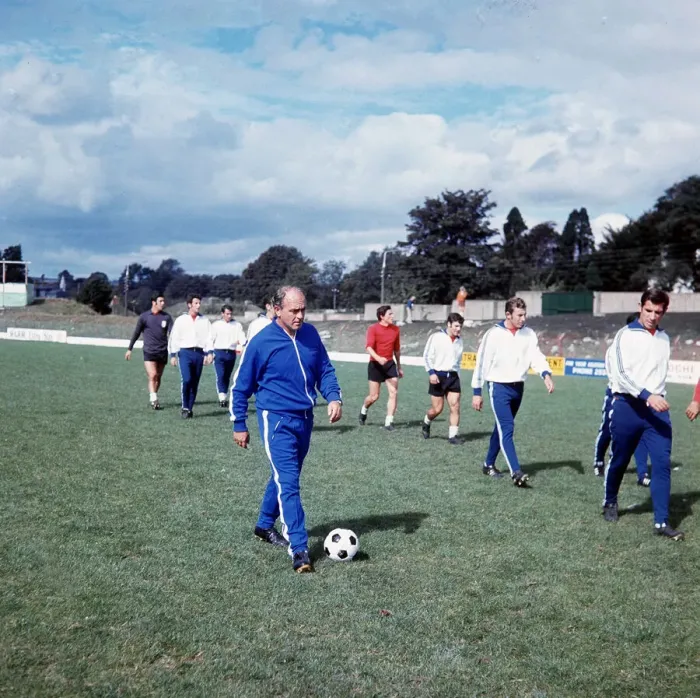 Framed Print : Alfredo Di Stefano with the Valencia team in Cork September 1970
