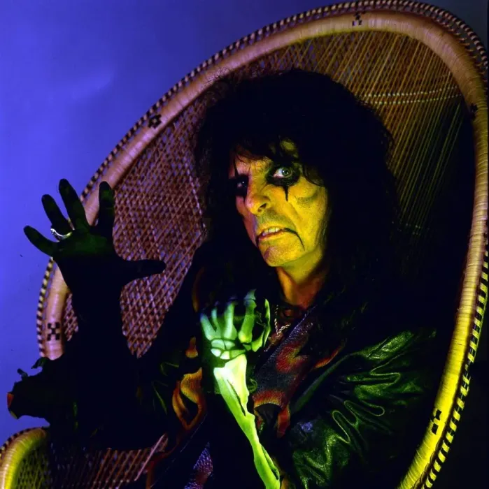 Framed Print : Alice Cooper American singer September 1987 Framed Print : Alice Cooper American singer September 1987