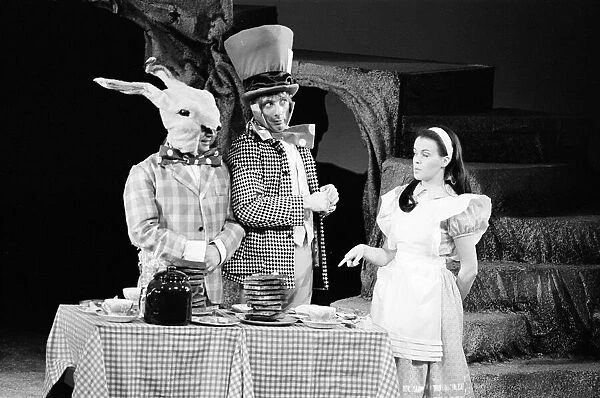 Alice in Wonderland, Photocall, Yvonne Arnaud Theatre, Millbrook, Guildford