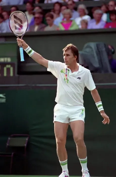 Framed Print : All England Lawn Tennis Championships at Wimbledon. Ivan Lendl in action against Kuhnen Framed Print : All England Lawn Tennis Championships at Wimbledon. Ivan Lendl in action against Kuhnen