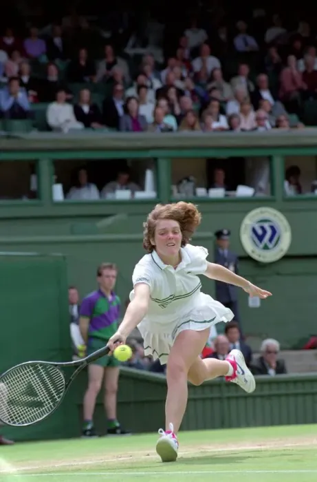 Framed Print : All England Lawn Tennis Championships at Wimbledon. Ladies Singles Fourth Round