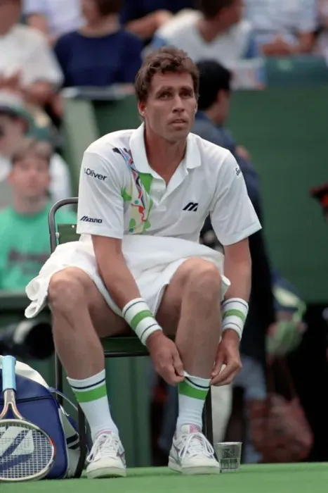 Framed Print : All England Lawn Tennis Championships at Wimbledon. Ivan Lendl in action against Kuhnen Framed Print : All England Lawn Tennis Championships at Wimbledon. Ivan Lendl in action against Kuhnen