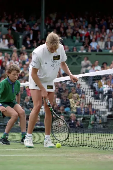 Framed Print : All England Lawn Tennis Championships at Wimbledon Ladies Singles Semi Final