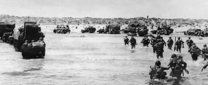 Framed Print : Allied invasion of Northern France following the Normandy landings in Northen France