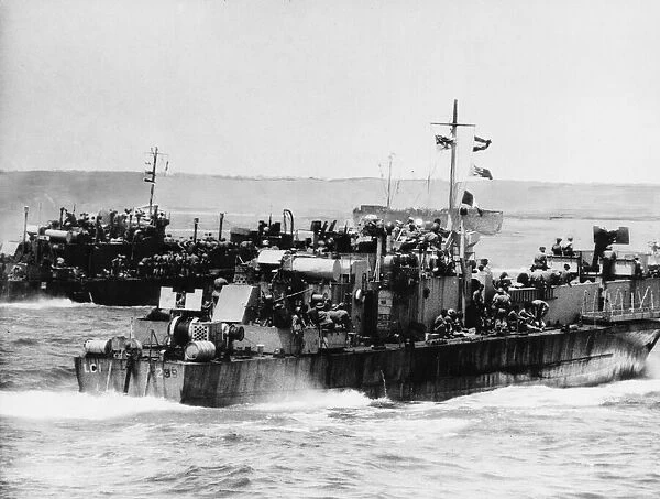 Allied landing craft approaching Sicily. 18th July 1943
