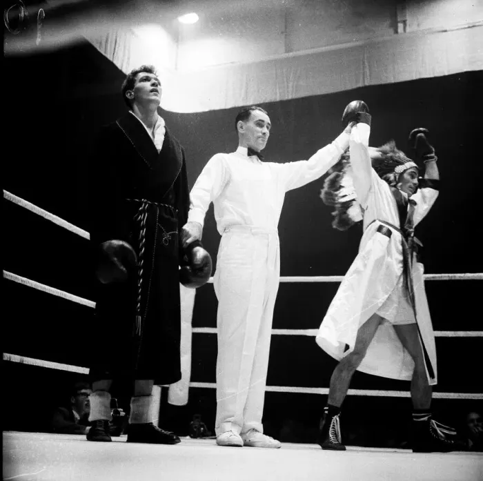 Framed Print : Amateur boxing match between the USA and England at Wembley