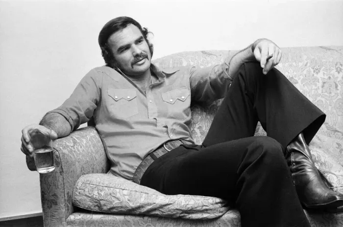 Framed Print : American actor Burt Reynolds at the Dorchester Hotel London. 6th July 1973 Framed Print : American actor Burt Reynolds at the Dorchester Hotel London. 6th July 1973