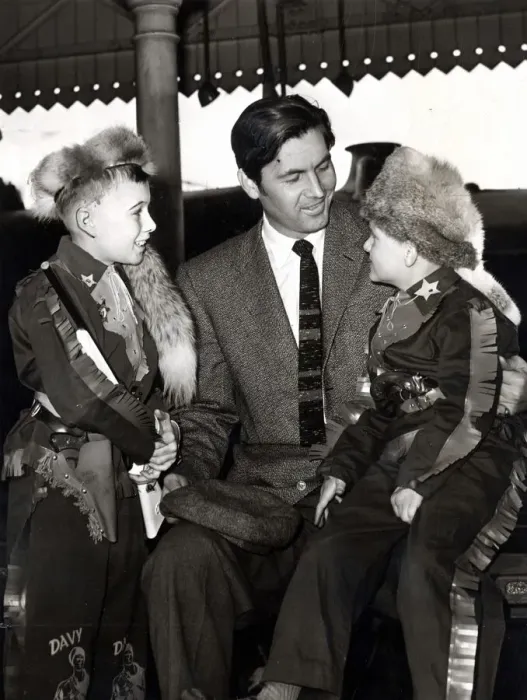 Framed Print : American actor Fess Parker, better know as Davy Crockett from the hit Walt Disney film