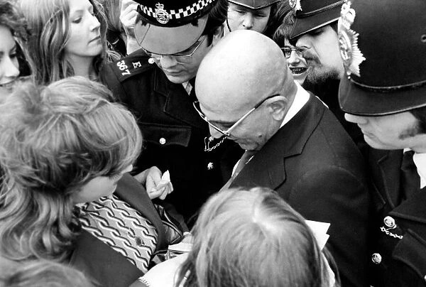 American actor Telly Savalas meets another 'Kojak'