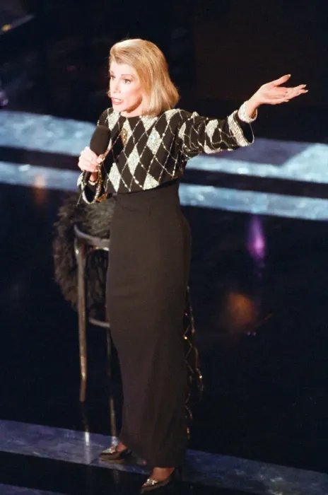 Framed Print : American Comedian Joan Rivers on stage, 7th June 1992 Framed Print : American Comedian Joan Rivers on stage, 7th June 1992