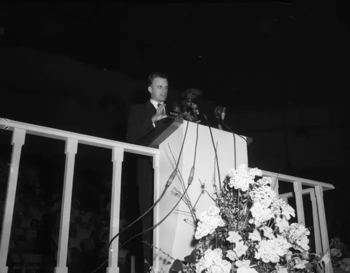 Framed Print : American evangelist Billy Graham speaks to a huge 12000 plus crowd at the Harringay Arena Framed Print : American evangelist Billy Graham speaks to a huge 12000 plus crowd at the Harringay Arena
