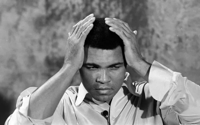 Framed Print : Former American heavyweight boxing champion Muhammad Ali looking in relaxed mood shortly Framed Print : Former American heavyweight boxing champion Muhammad Ali looking in relaxed mood shortly