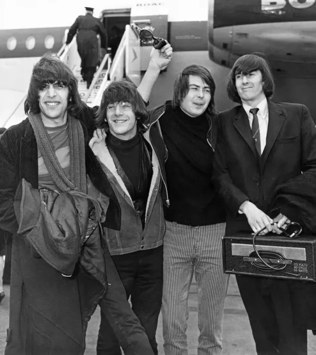 Framed Print : American pop group The Lovin Spoonful pop group arriving at London Airport from New Framed Print : American pop group The Lovin Spoonful pop group arriving at London Airport from New