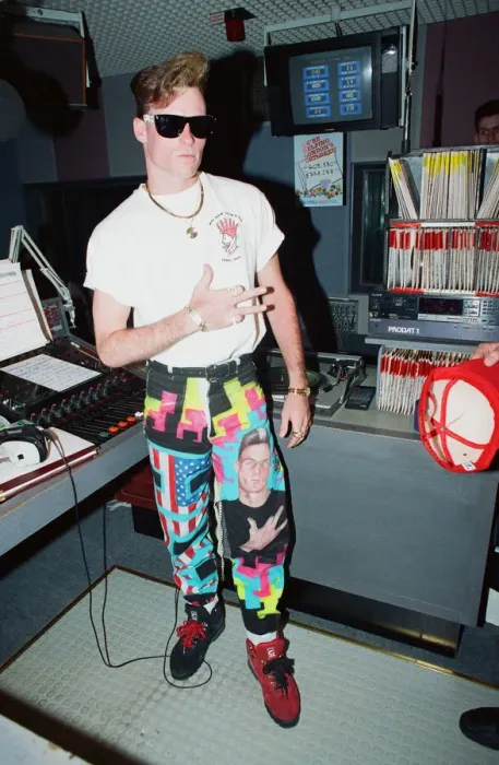 Framed Print : American rapper Vanilla Ice at the Capital radio studio in London. 10th April 1991 Framed Print : American rapper Vanilla Ice at the Capital radio studio in London. 10th April 1991