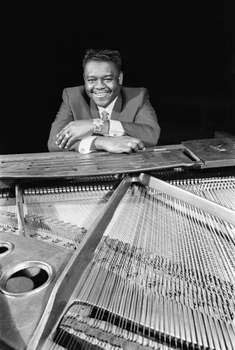 Framed Print : American rock and roll star Fats Domino at the piano on the stage of the Saville Theatre Framed Print : American rock and roll star Fats Domino at the piano on the stage of the Saville Theatre