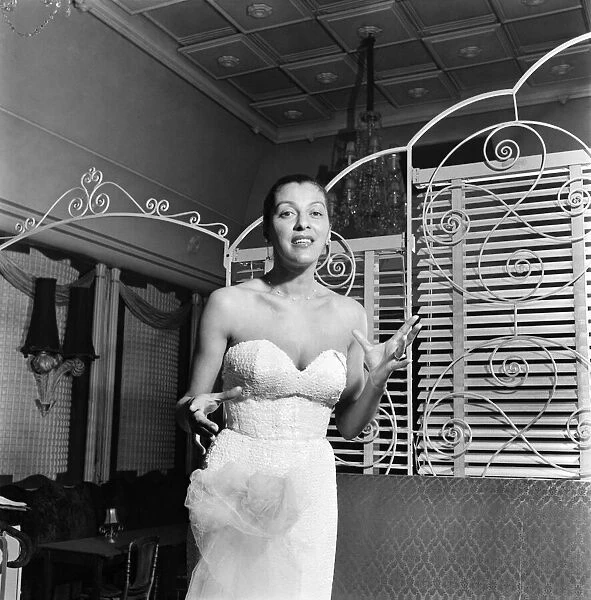 American singer Marion Bruce. April 1953 D2111