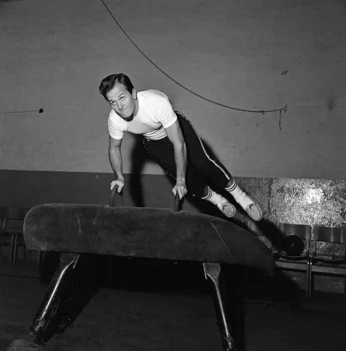Framed Print : American singer, Pat Boone, exercises for his part in his next film Framed Print : American singer, Pat Boone, exercises for his part in his next film