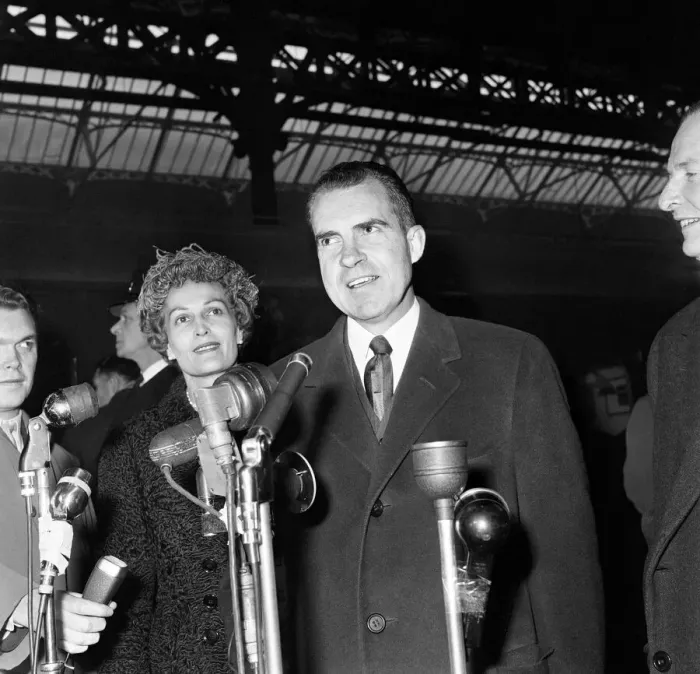 Framed Print : American Vice President Richard Nixon with his wife at Victoria Station in London 1958 Framed Print : American Vice President Richard Nixon with his wife at Victoria Station in London 1958