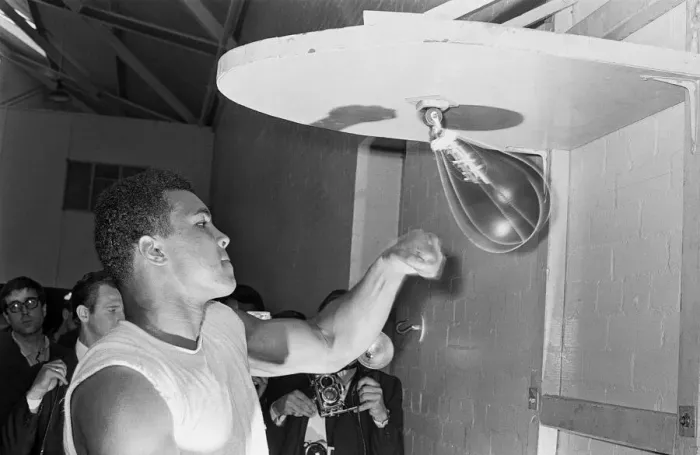Framed Print : American world champion heavyweight boxer Muhammad Ali, formerly known as Cassius Clay Framed Print : American world champion heavyweight boxer Muhammad Ali, formerly known as Cassius Clay