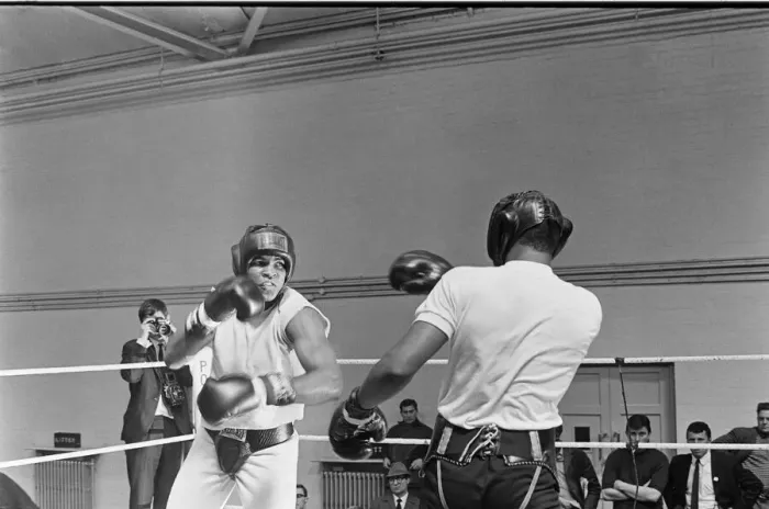 Framed Print : American world champion heavyweight boxer Muhammad Ali, formerly known as Cassius Clay Framed Print : American world champion heavyweight boxer Muhammad Ali, formerly known as Cassius Clay