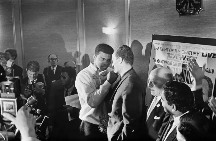 Framed Print : American world champion heavyweight boxer Muhammad Ali (formerly Cassius Clay