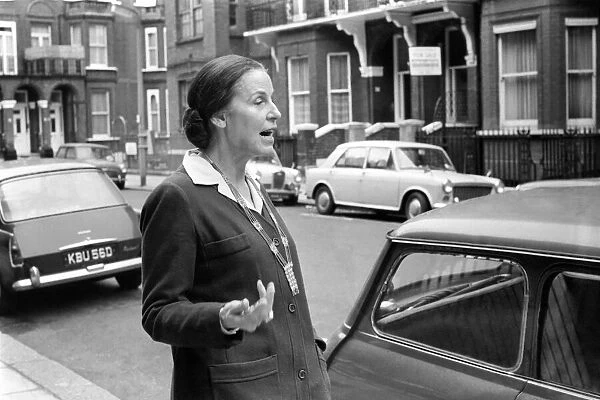 American writer Helen Lawrenson in London. November 1969 Z11388-005